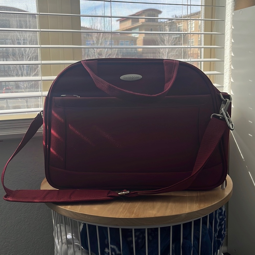 Red Samonsite Garment Bag